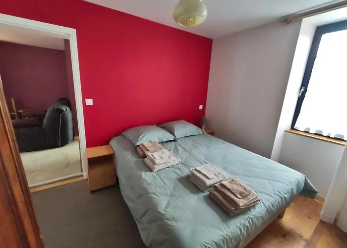 Le Cactus Orange 2 à 4 Personnes Avec Entrée Indépendante * Cressensac-Sarrazac